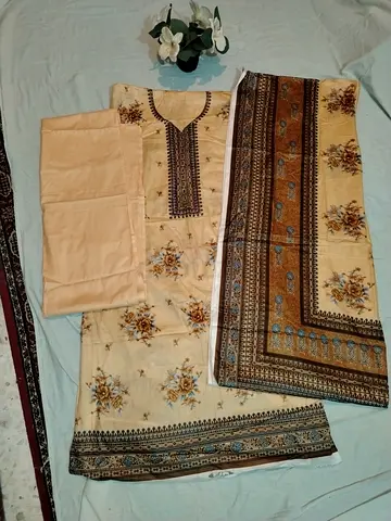 Elegant ladies suit (cotton) (unstiched)