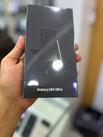 Samsung Galaxy S 24 ultra 256 GB double Sim TRA box packed new