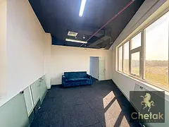 Modern Office Space | Arjumand Building | Metro Access