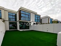Vacant |Garden| Near Entrance|Prime Community