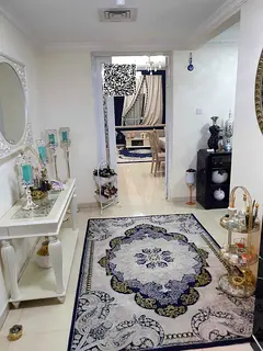 Two bedrooms and a living room for sale, overlooking the creek and the garden, furnished.