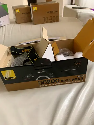 Nikon D5200 Camera with VR Kit - Excellent Condition