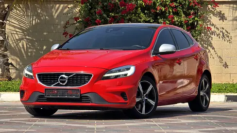 Amazing Top Of The Range Volvo C-Class V40 T5 R-Design GCC Specs Full Service History Single Owner