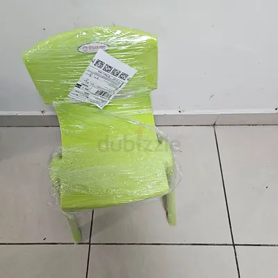Brand new Kids Chair safe and non slip 3 to 6 years