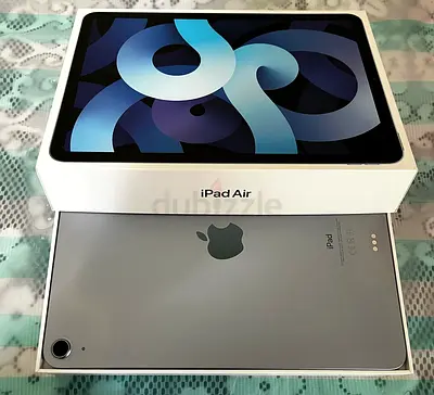 Apple iPad Air 4 + Apple Magic Keyboard