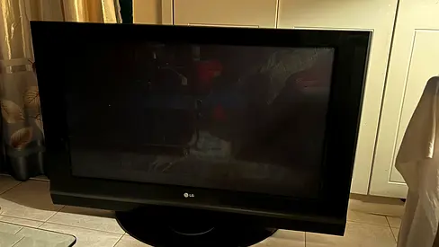 LG TV 42 inch for Sale