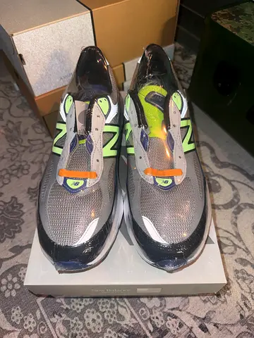 - Limited Edition New Balance 990v6
MiUSA DTLR Cornerstone