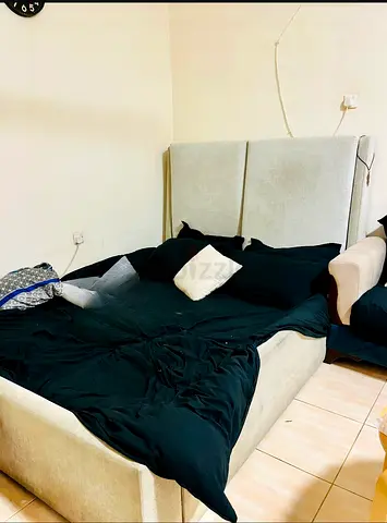 Comfortable queen -Size Bed with Plush Headboard