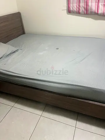Bed and mattress