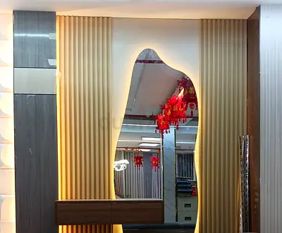 Customised Modern Decorative Mirror with Stylish Wooden Console