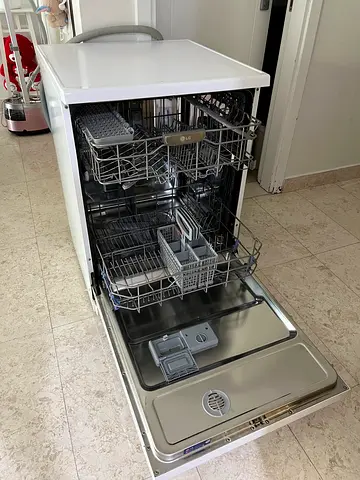 LG Dishwasher