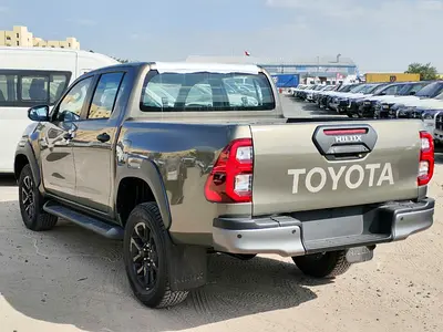 صورة 6 لـ 2025 Toyota HILUX