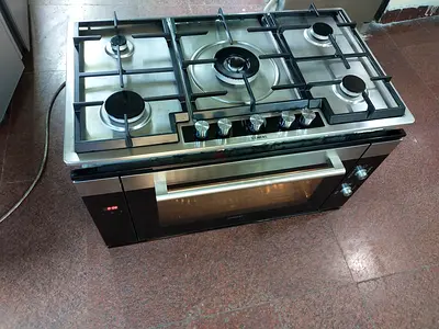 Siemens Built-in Electric oven and Gas Burner Cooktop Set. 90cm