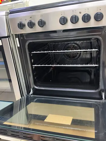 Spacious and Functional Oven for Your Kitchen