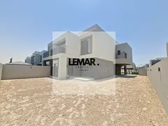END CORNER - LARGER PLOT - VACANT - NEAR TO AMENITIES