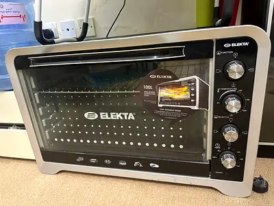 Elekta 100L Oven