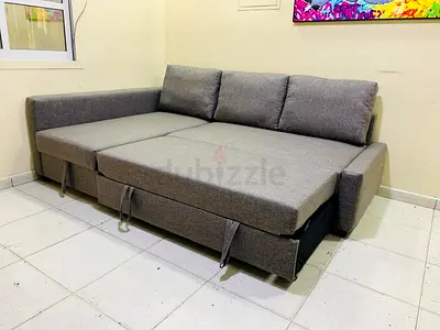 Comfortable and Versatile Sectional Sofa