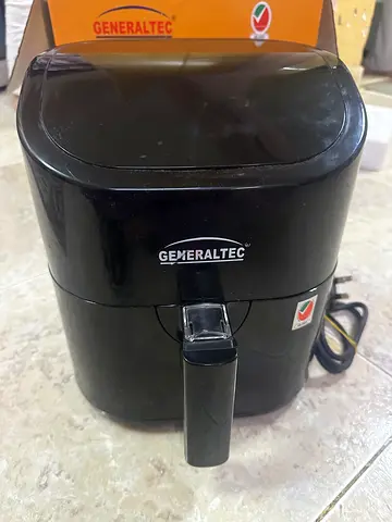 Generaltec Air Fryer for Healthy Cooking