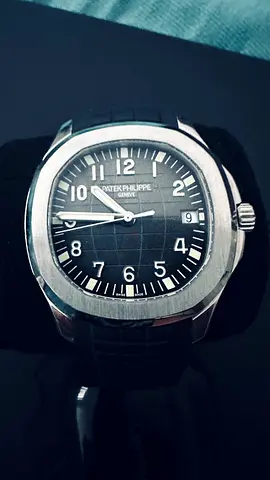 Elegant Patek Philippe Mens Watch