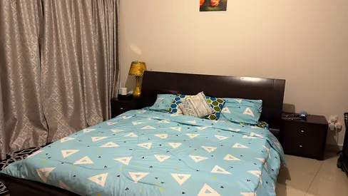 Move out urgent sale of king size bed set