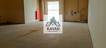 Commercial warehouse 2400 SQFT | 25 kW | Main road | Ideal for storage &amp; light industry