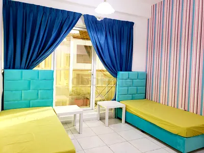 Fully Furnished bed space for girls next to Burjuman metro station