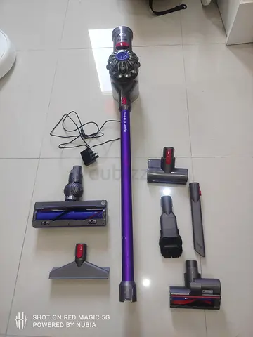 Dyson v7