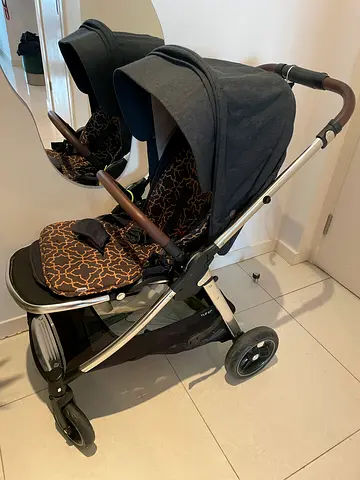 Mamas  Papas Flip XT3 Navy Blue Stylish and Functional Stroller for Your Little One