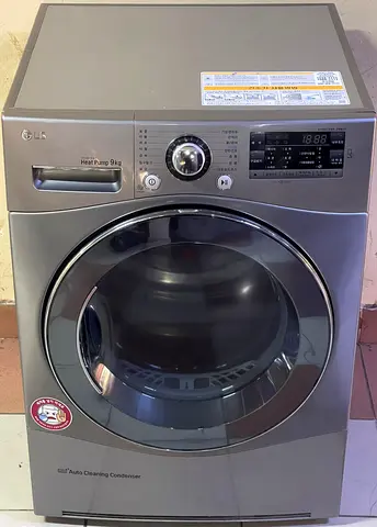 L.G heat pump 9kg dryer for sell  good working