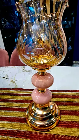 Elegant candle holder with Glass Shade