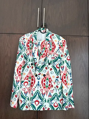 Vibrant Multi-Colored Pattern Blazer With Shorts, Size S