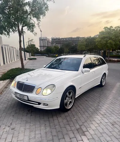 صورة مصغرة 2 لـ 2004 Mercedes-BENZ E-CLASS
