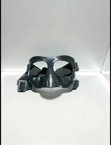 Protection mask for sports