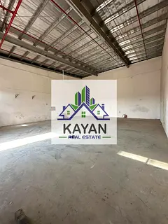 4 warehouses for rent in Umm Al Thuoob, Umm Al Quwain, 2,500 sqft each, prime location.