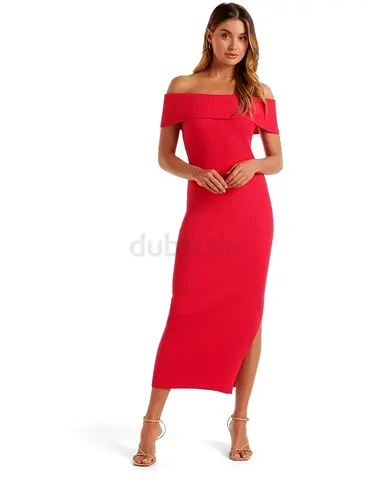 Chic Off-Shoulder Red Dress