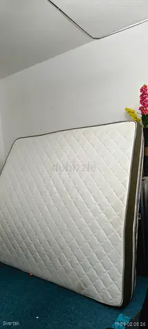 Comfortable and Clean Mattress for Sale ( orthopaedic  ) 180cmX200cmx20 cm - few dark marks on top