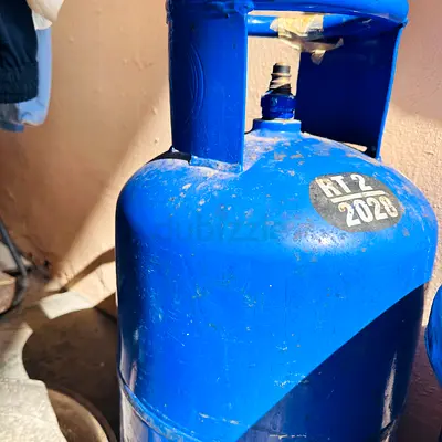 Sale for Adnoc Gas Cylinder empty 25lb Aed 225