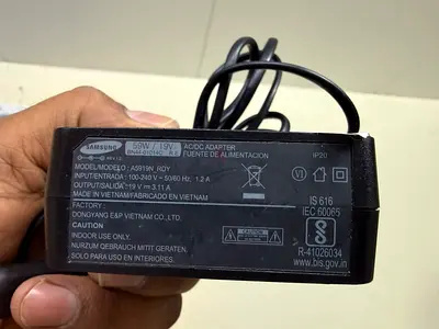 Samsung 19V 5.15A AC Adapter for Laptops