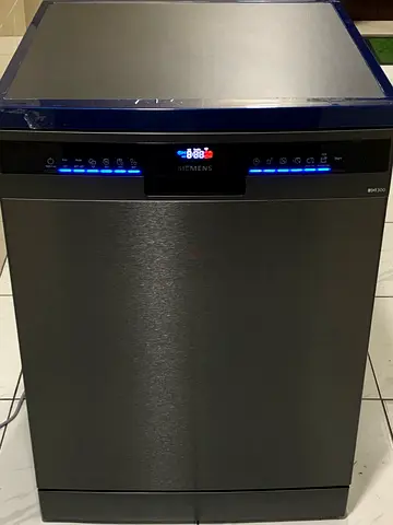 New Siemens iQ300 WiFi Smart Connect Three Rack Dishwasher Black