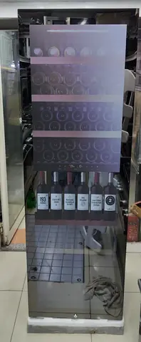 Brand New Stock Solt 193 Bottle capacity
Dual 5—18ºC Temperature zones
