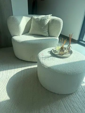 Homekode White Boucle Chair and Ottoman Set