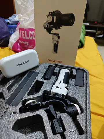 Compact and Versatile Camera Stabilizer - FALCAM CRANE-M3S