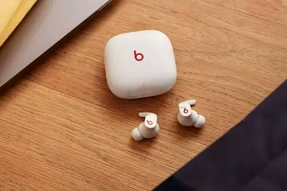 Beats fit pro - Wireless Earbuds with Charging Case