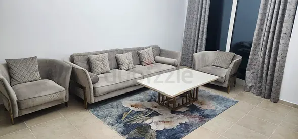 Elegant Living Room Sofa Set 4+1