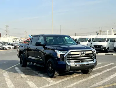 2024 Toyota Tundra Crewmax SR5 - 3.4L V6  - AWD 4x4 - Rear Camera - Leather Seat - Low Mileage