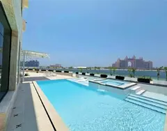 Luxury 3-Bedroom Apartment with Private Pool &amp; Uptown &amp; Sea Views for Sale in Dubai | Diamon