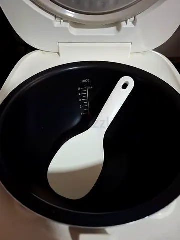 High-Quality Rice Cooker with Measuring Spoon, Electric Kettle, Juice