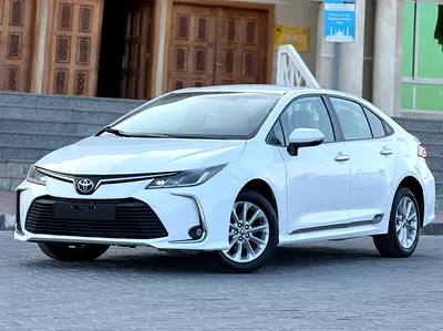2020 Toyota Corolla GCC Hybrid in excellent condition. Number 2