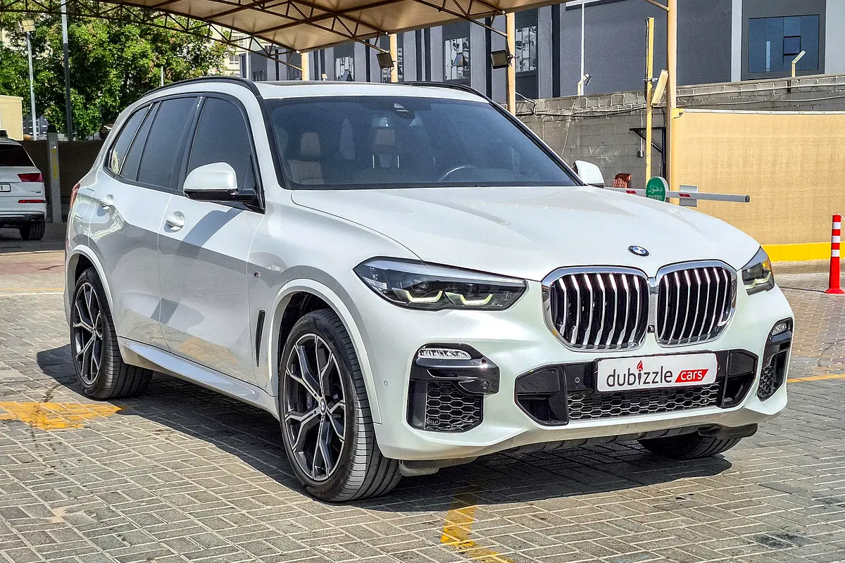 BMW X5 2019 — photo 1 of 15