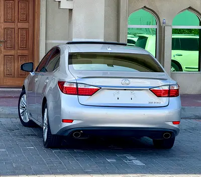 صورة مصغرة 3 لـ 2014 Lexus ES-SERIES